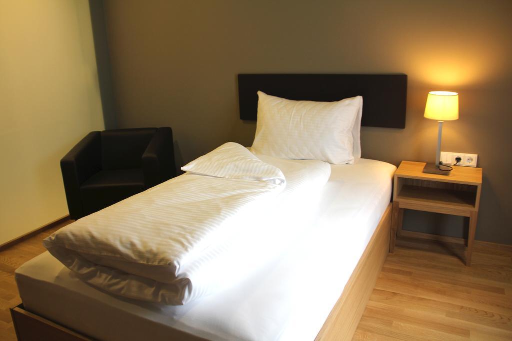 Hotel Am Garnmarkt Götzis Værelse billede